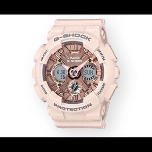 a g shock GMAS120MF-4A